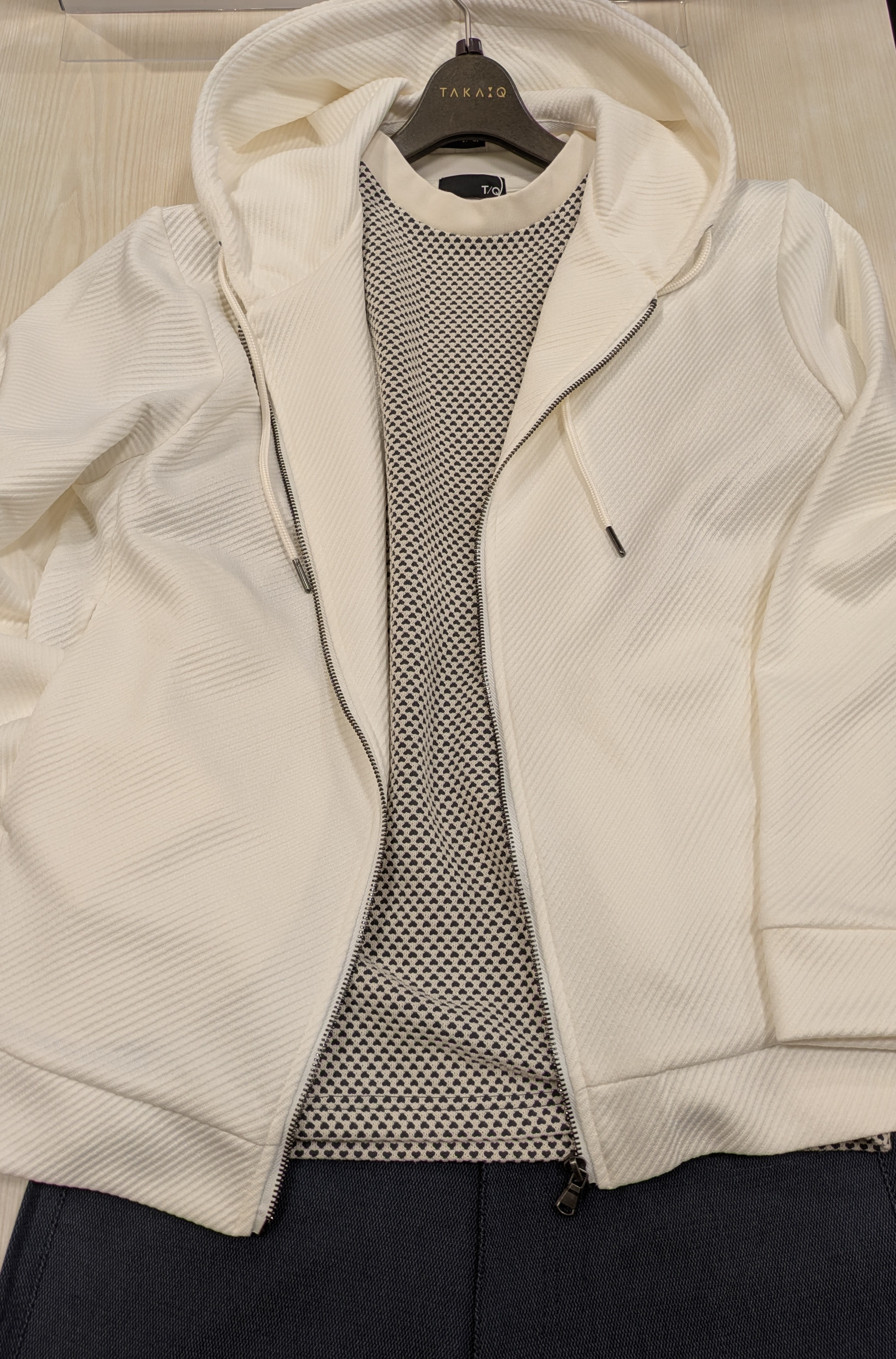 長袖がまさかの2点5500円！！