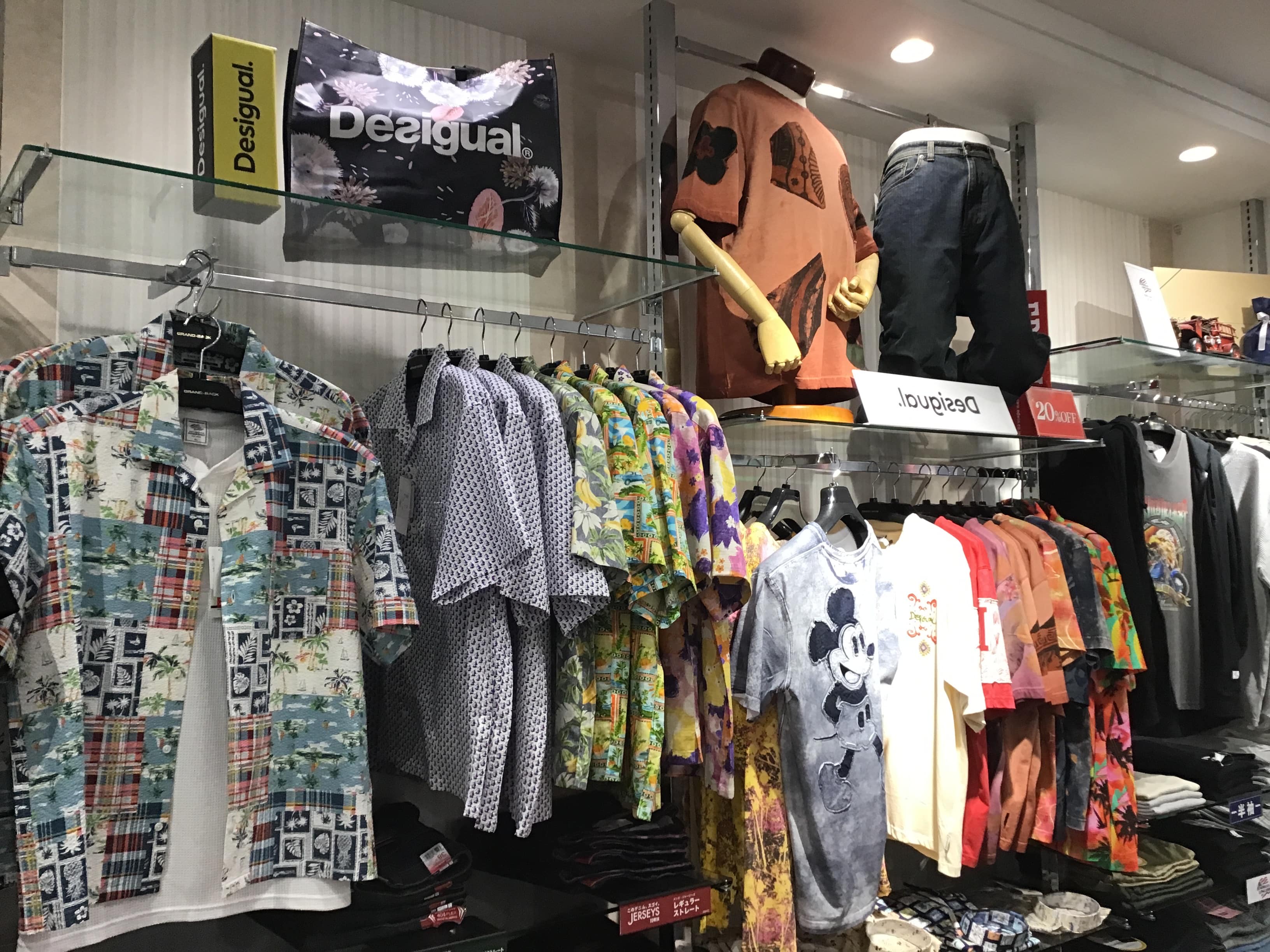 春夏物最大50％OFFのグランバーゲン好評開催中