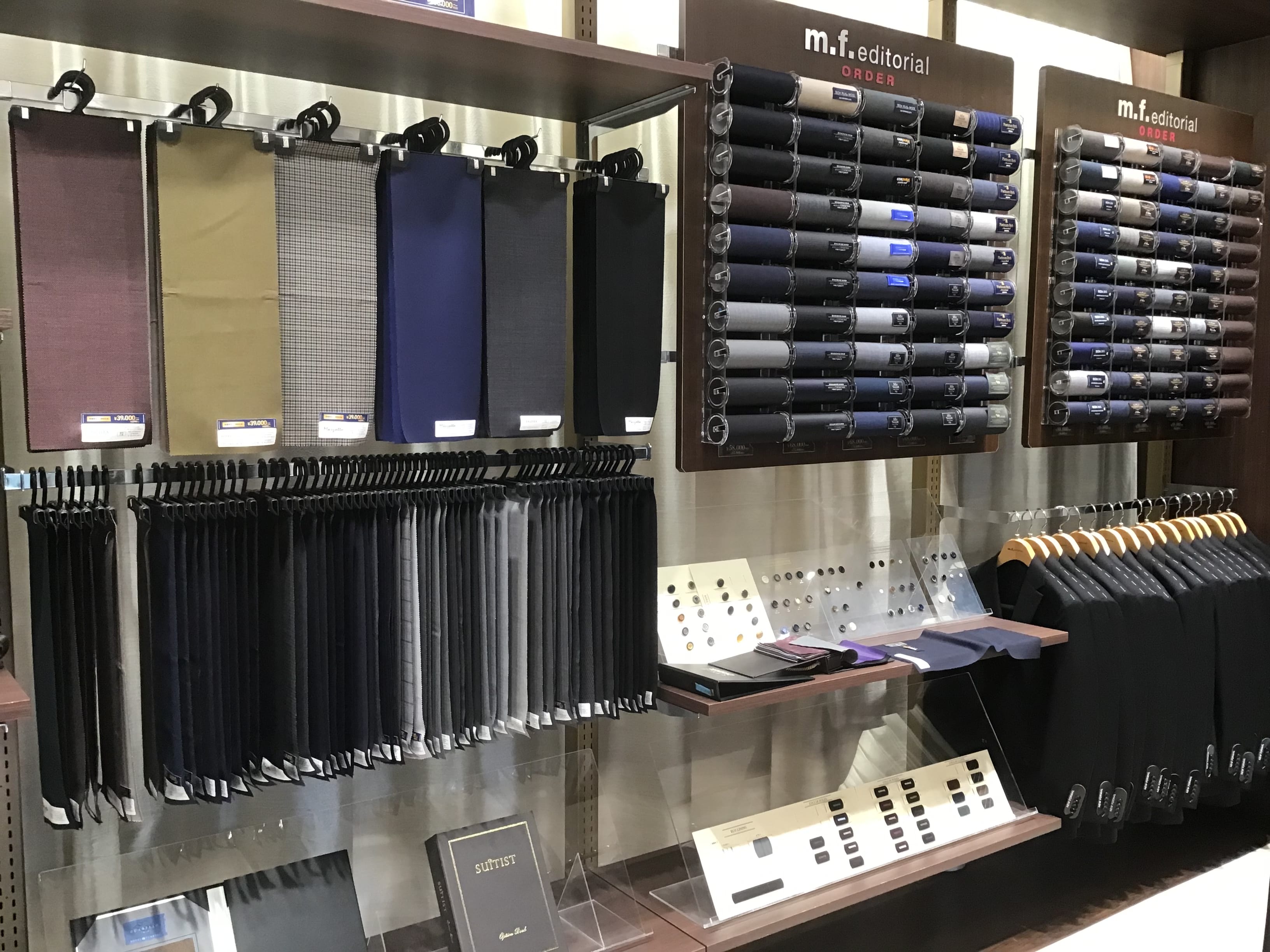 【MFエディトリアルイオンタウン富士南店】オーダースーツフェア♪