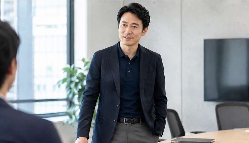 ジャケットを羽織るときちんと感が高まる
