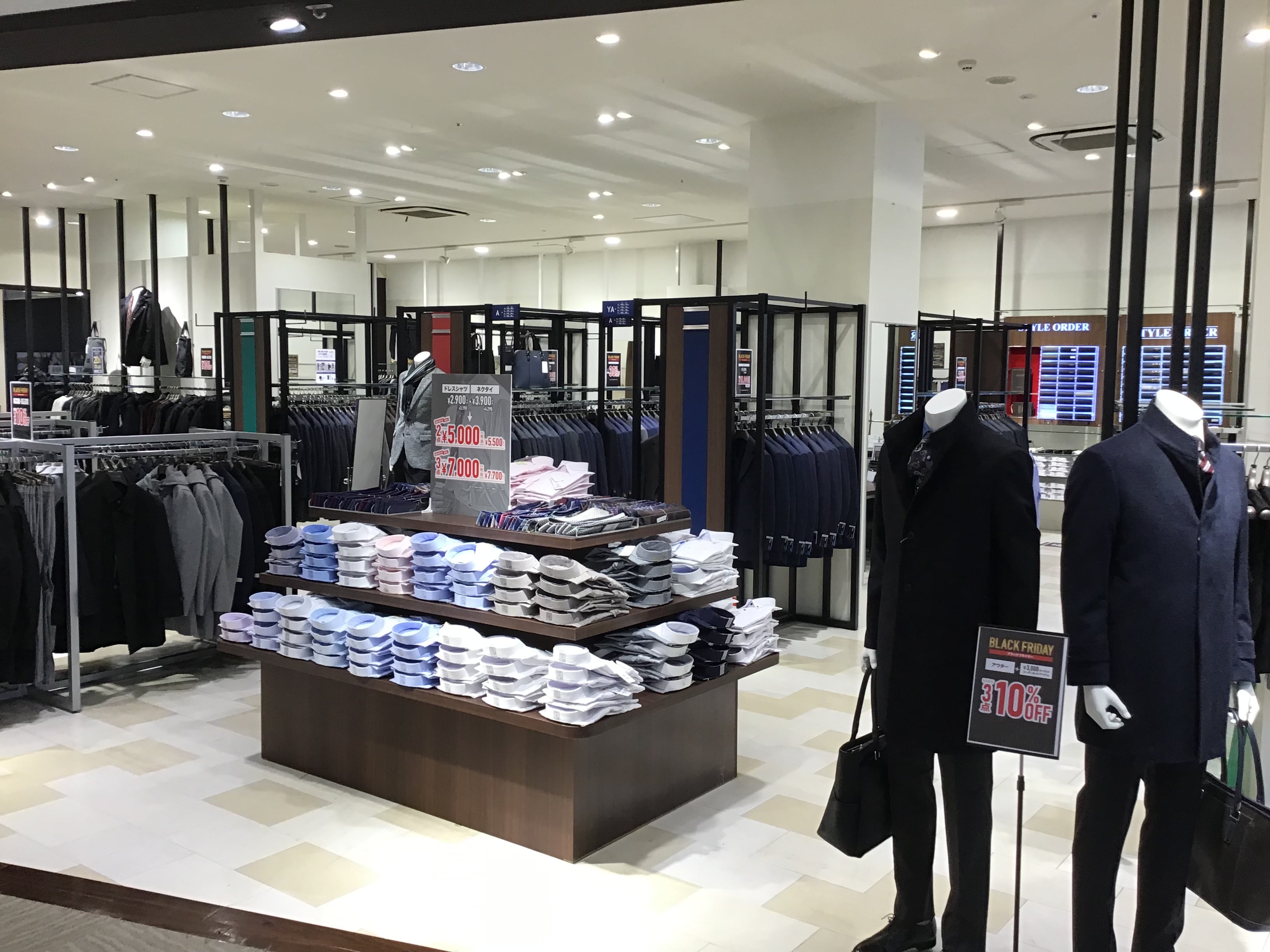 タカキューブラックフライデー開催中！