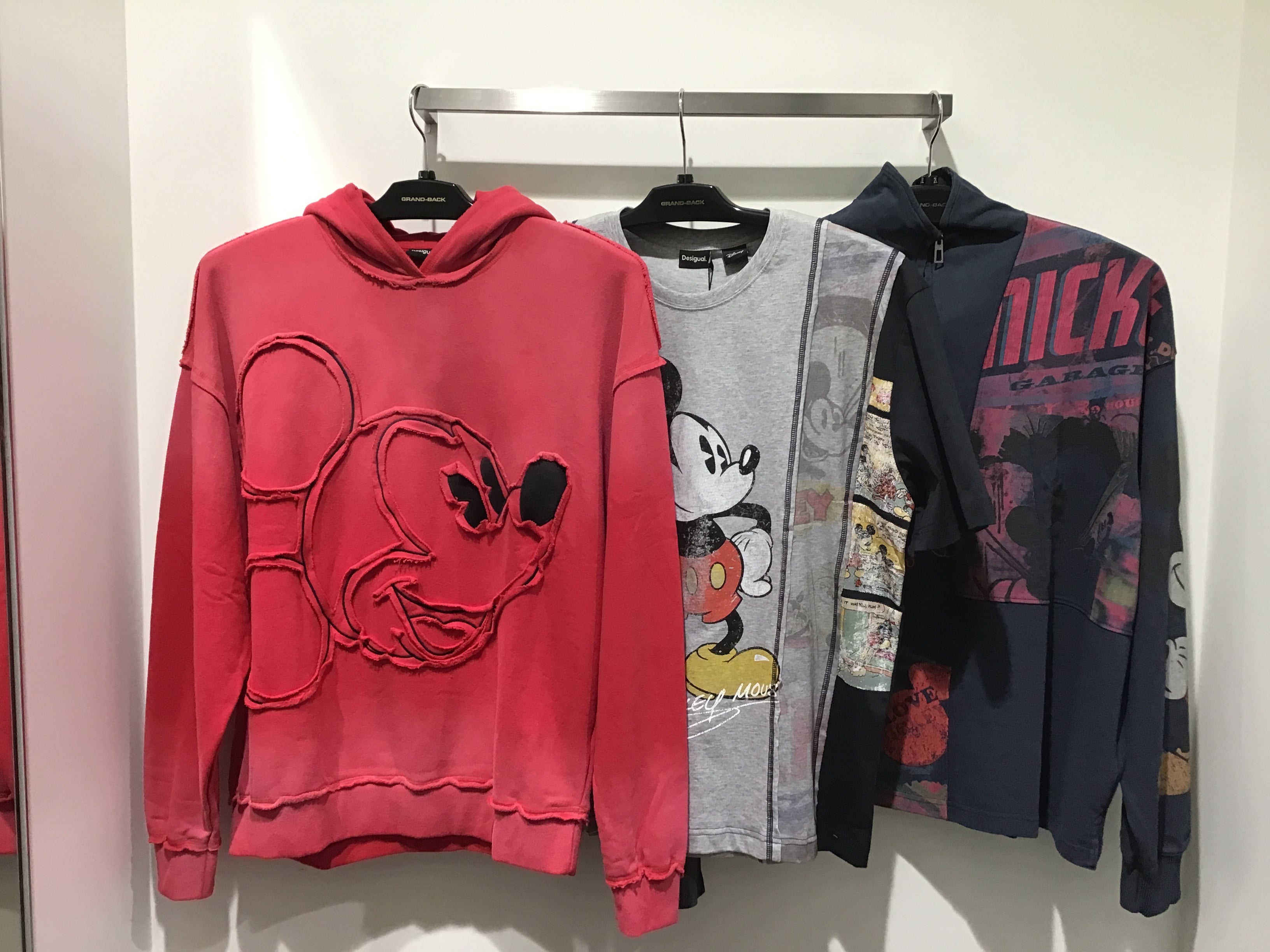 秋物アイテム入荷しました