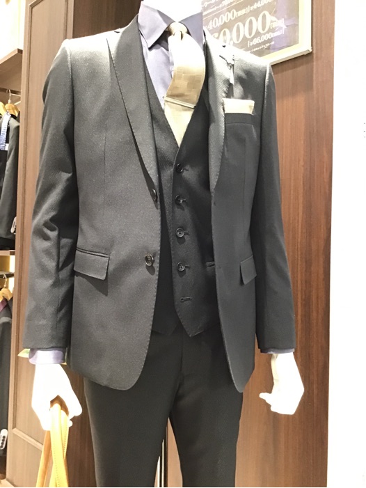 【rename】旬の大人気ブランド！　-秋冬スーツのご紹介-