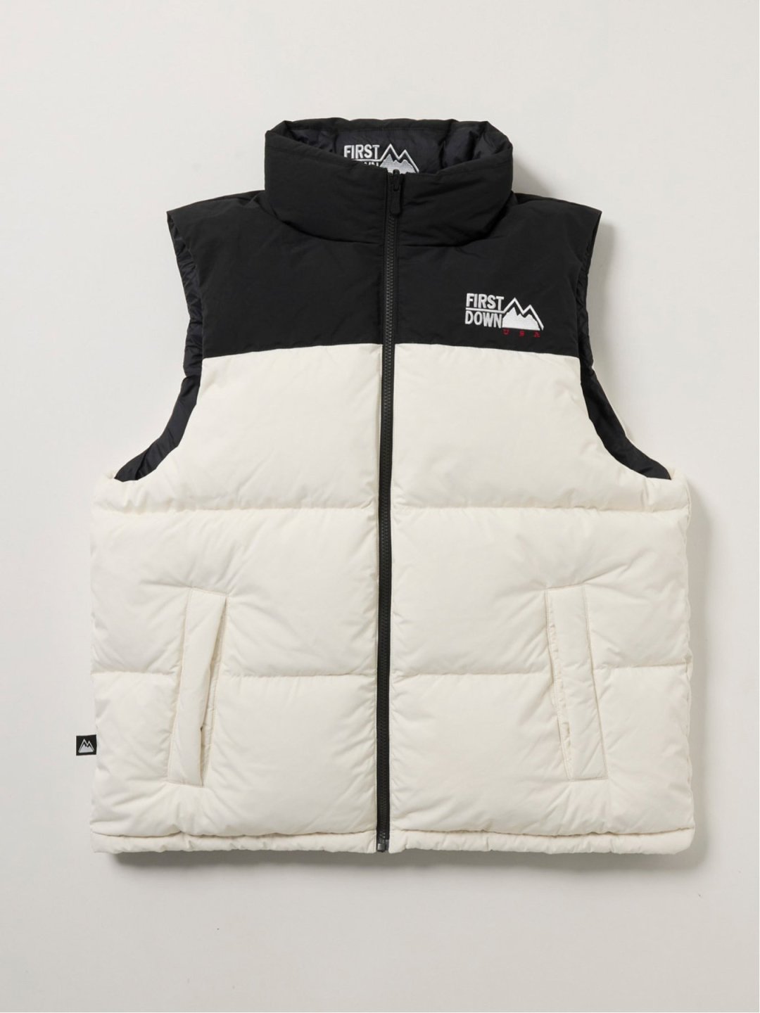 DOWN VEST シロ