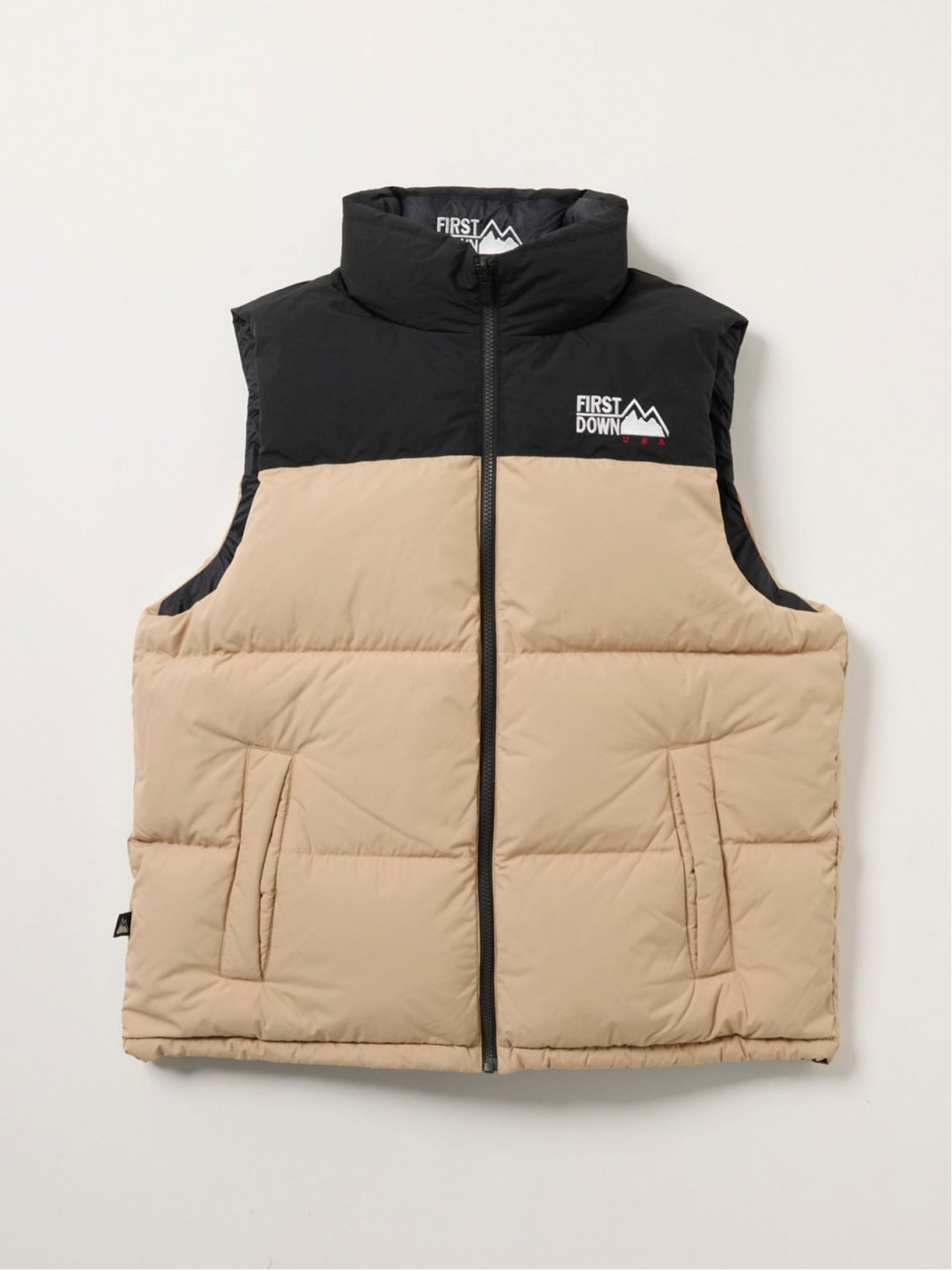 DOWN VEST ベージュ